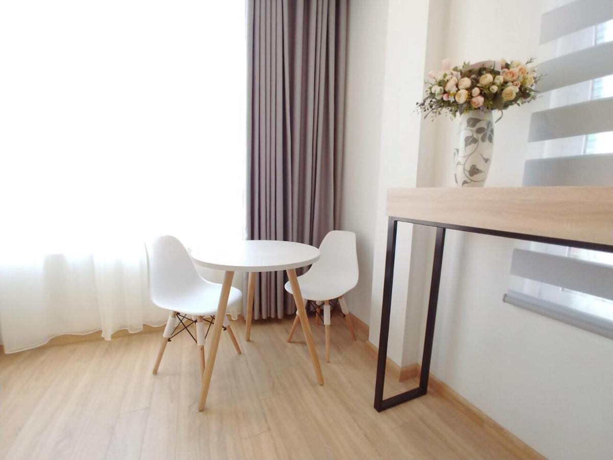 Lyn House - Service Apartment Hoang Quoc Viet Hanoi Dış mekan fotoğraf