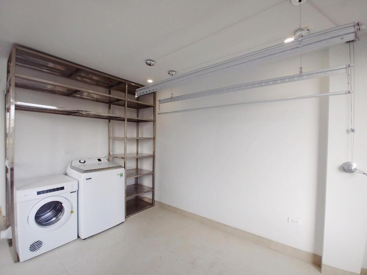 Lyn House - Service Apartment Hoang Quoc Viet Hanoi Dış mekan fotoğraf