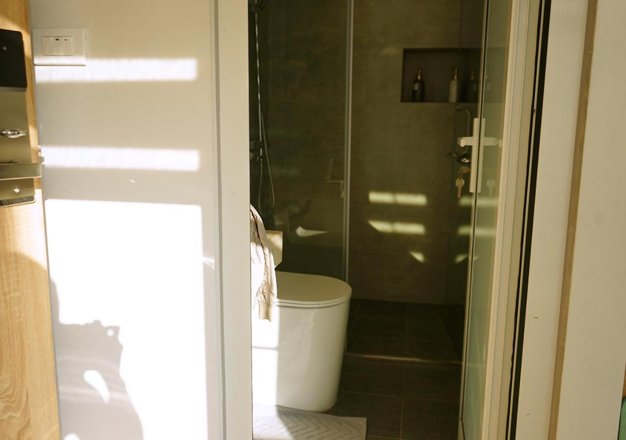 Lyn House - Service Apartment Hoang Quoc Viet Hanoi Dış mekan fotoğraf