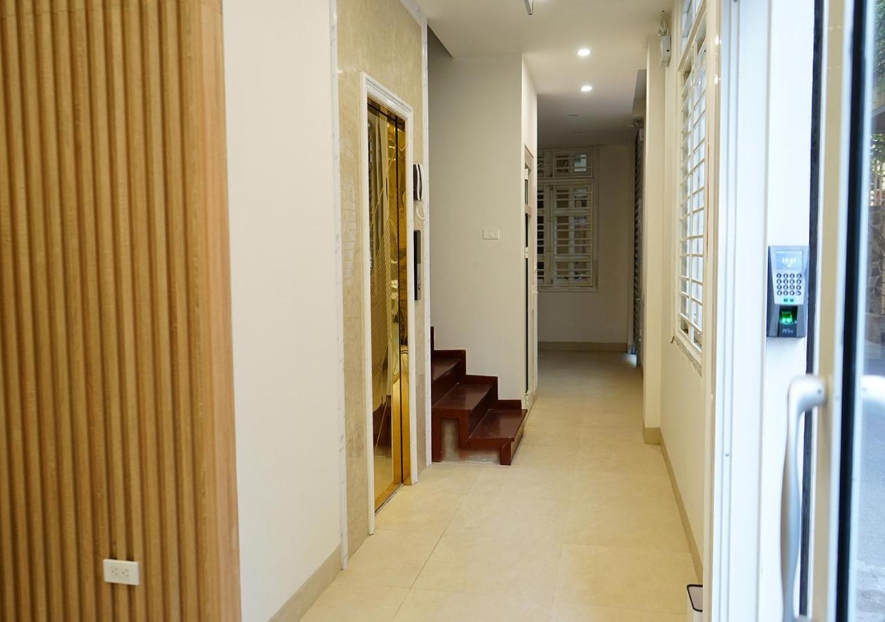 Lyn House - Service Apartment Hoang Quoc Viet Hanoi Dış mekan fotoğraf