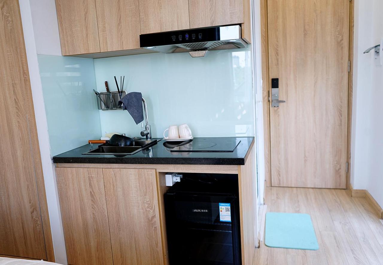 Lyn House - Service Apartment Hoang Quoc Viet Hanoi Dış mekan fotoğraf