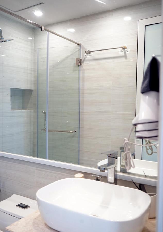 Lyn House - Service Apartment Hoang Quoc Viet Hanoi Dış mekan fotoğraf