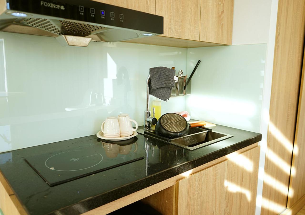 Lyn House - Service Apartment Hoang Quoc Viet Hanoi Dış mekan fotoğraf