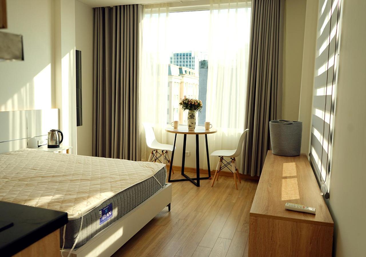 Lyn House - Service Apartment Hoang Quoc Viet Hanoi Dış mekan fotoğraf
