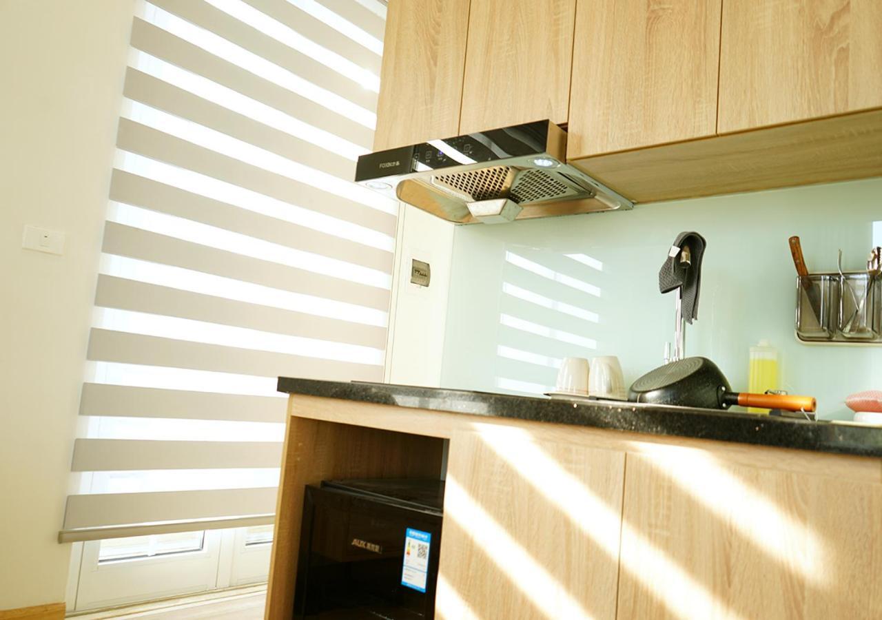 Lyn House - Service Apartment Hoang Quoc Viet Hanoi Dış mekan fotoğraf